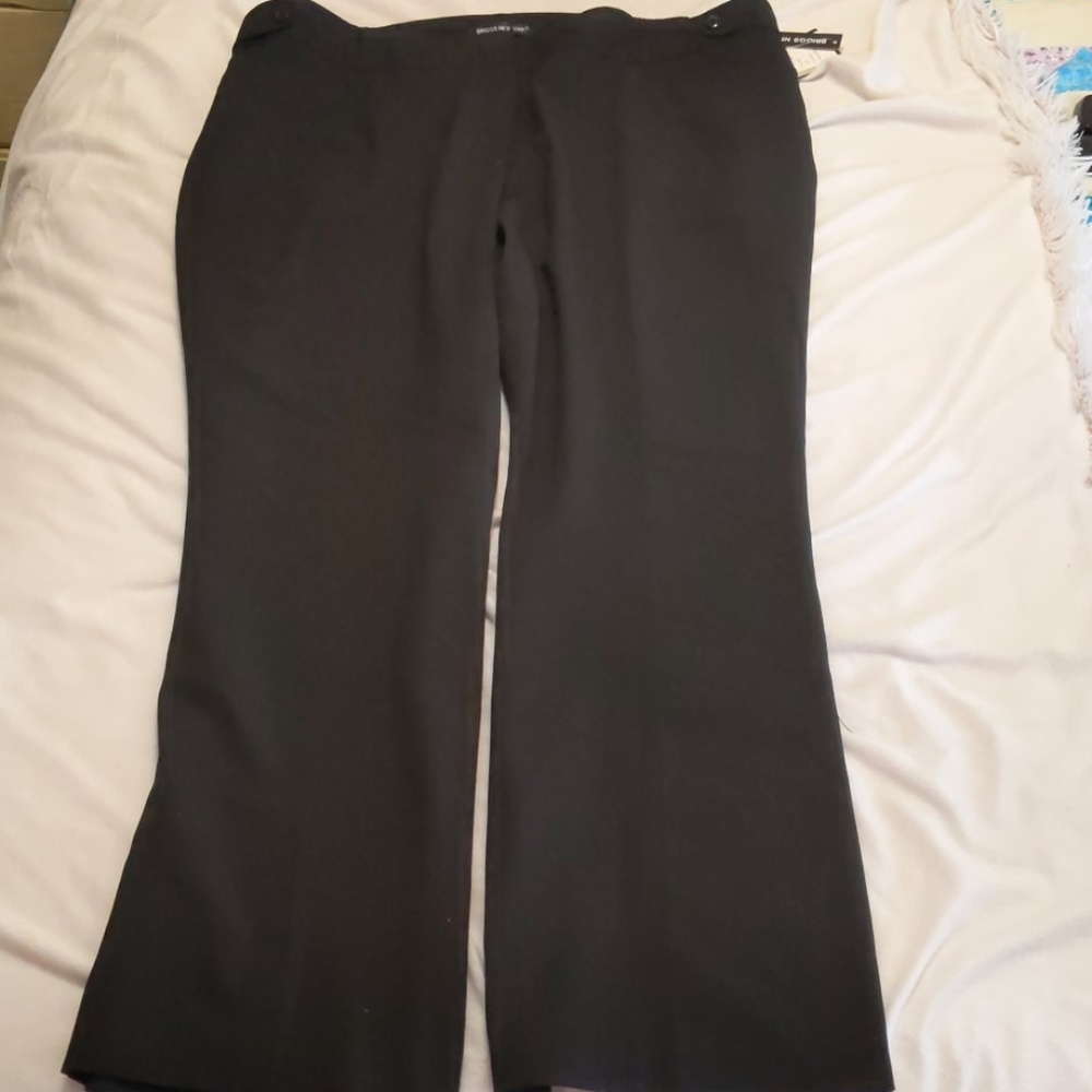 Size 22w black dress pants.